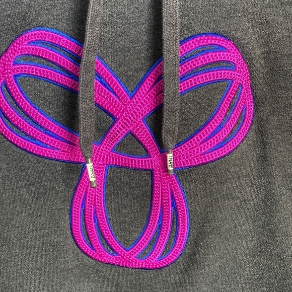 TNA Sportswear Women's Gray Pullover Logo Hoodie Size Small - Picture 3 of 13